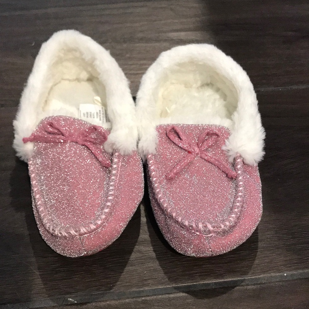 Girls pink sparkle slippers